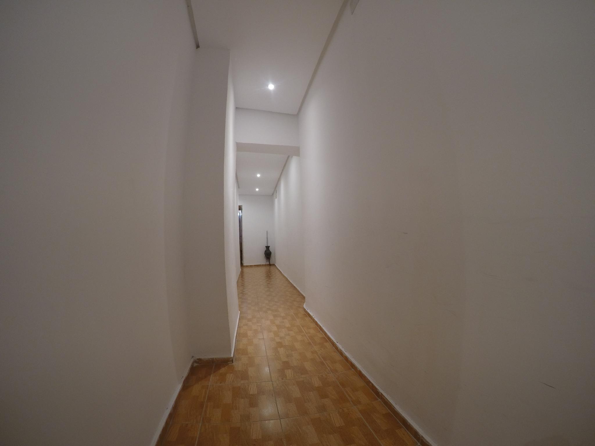 Hostal Los Perales Madryt Zewnętrze zdjęcie A corridor